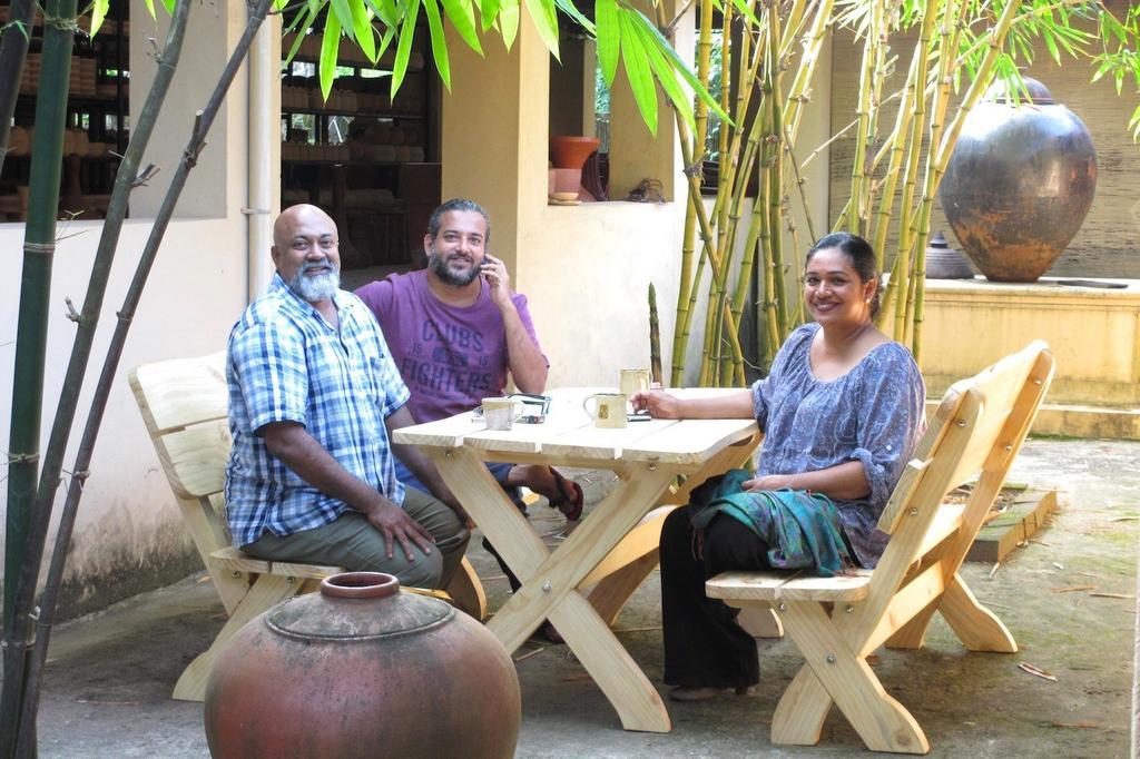 Clayfingers Art Cottage Thrissur Rum bild