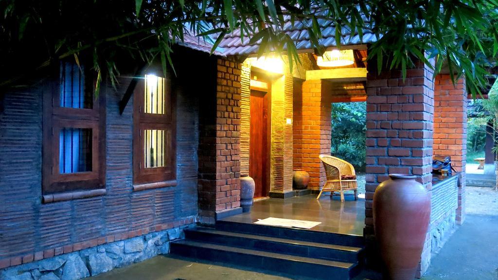 Clayfingers Art Cottage Thrissur Rum bild